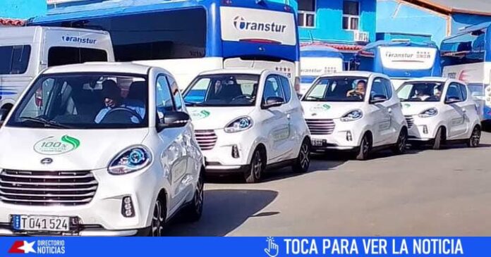 Rentan carros eléctricos en uno de los principales destinos turísticos de Cuba: este es el precio