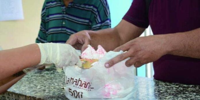 ¡Solo para quinceañeros!: Régimen venderá módulos de cake, galletas, sirope en las bodegas