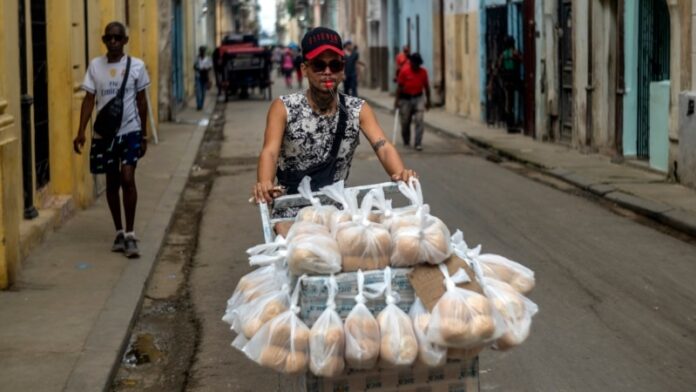 Cuba cierra más de mil locales de comercio e impone multas por violaciones