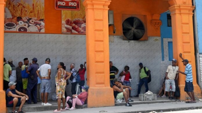 Cubanos afrontan grave crisis epidemiológica sin recursos; doctor responsabiliza al MINSAP y al Estado