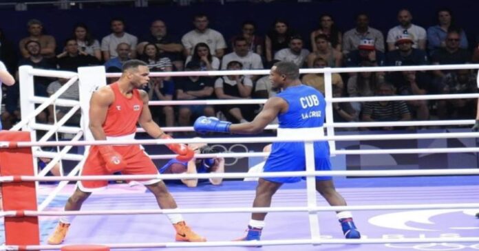 Cubano que compite por Arzebaiyán derrota al campeón olímpico y mundial Julio César La Cruz