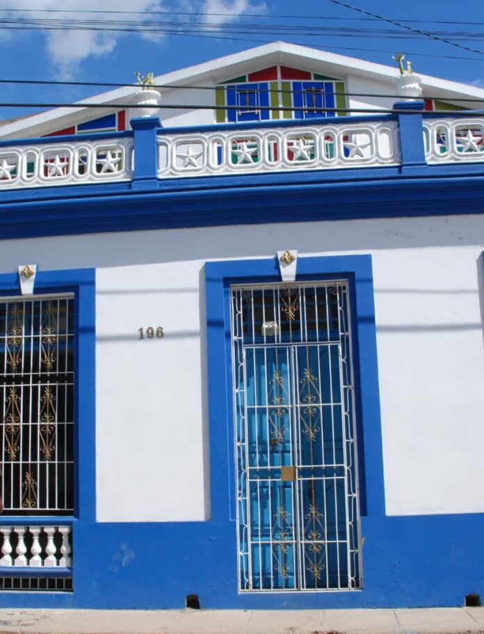 The Blue House, Las Tunas, Cuba – Photo of the Day – Havana Times