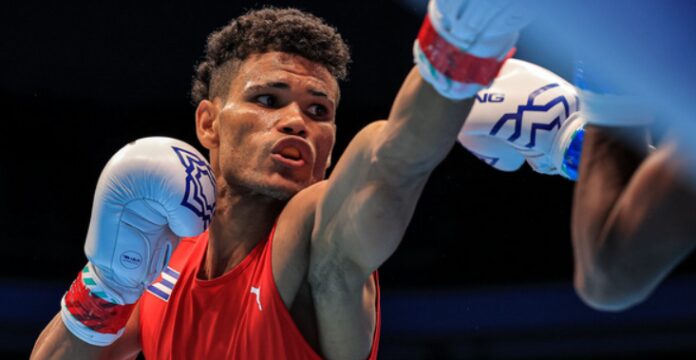 ¡Boxeador cubano Erislandy Álvarez avanza a la final de París!