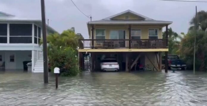 Debby se convierte en huracán