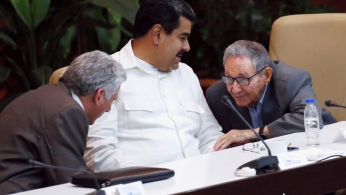 Cuba arremete contra la OEA por resolución unánime que exige transparencia electoral a Maduro