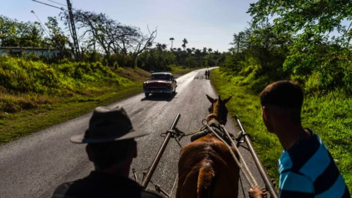 Asaltantes y ladrones en Cuba operan en carreteras y cercanías de los aeropuertos