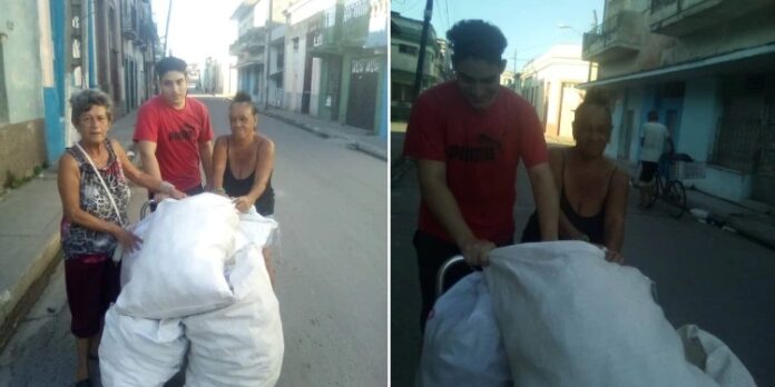 Pobladores de Matanzas trasladan el pan a la bodega por falta de transporte