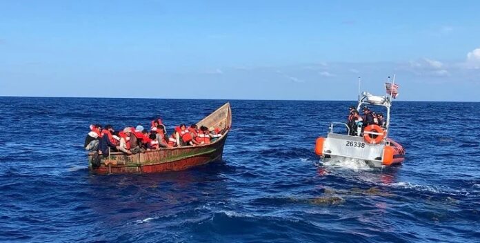 Más de 11.700 cubanos arribaron a EE.UU. en agosto: 378 por día