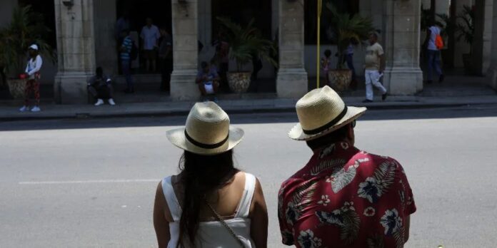 ONEI: En 2024 llegarán a Cuba 16% menos turistas que los proyectados