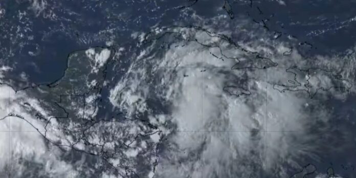 Zona de bajas presiones gana intensidad: Las lluvias serán fuertes e intensas