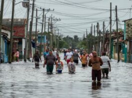 Helene causa grandes inundaciones en Batabanó