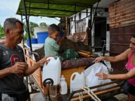 Basura y escasez de agua, las dificultades cotidianas agobian a cubanos