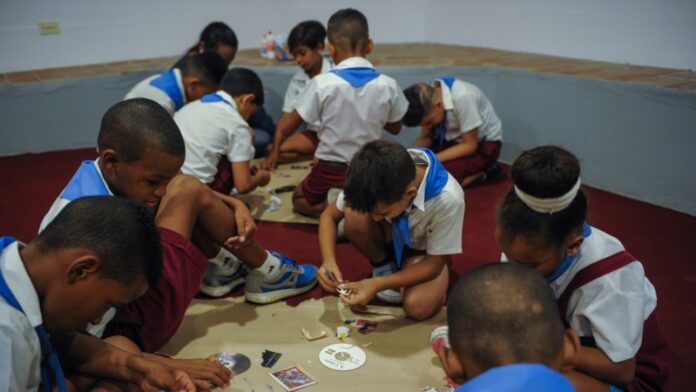 Qué comen los niños en Cuba: Madre muestra el almuerzo en la escuela de su hijo