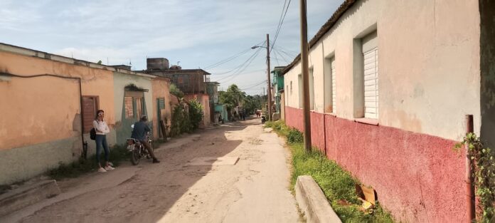 A Poet Without a Home in a Socialist Land – Havana Times