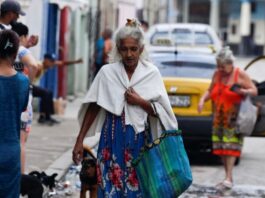 Solidaridad frente a la crisis en Cuba: grupos comunitarios brindan ayuda a los más necesitados