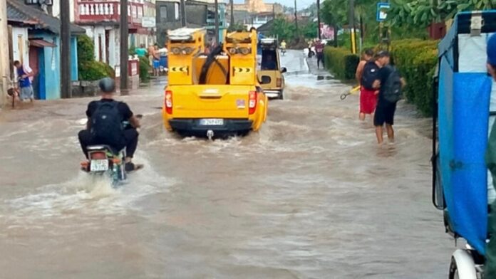 Reportan intensas lluvias e inundaciones en Baracoa: Autoridades ordenan evacuar