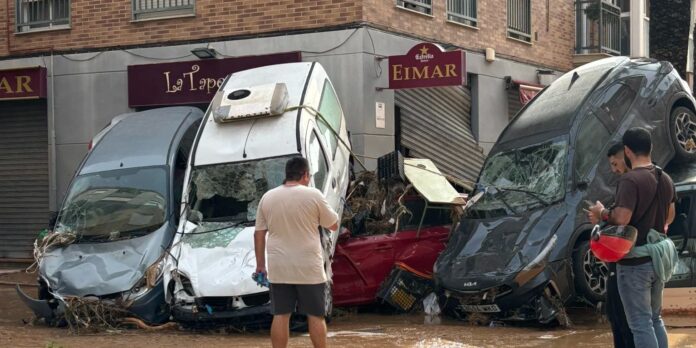 La DANA ya deja más de 150 muertos y un número impreciso de desaparecidos en España