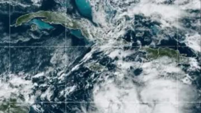 Se forma la tormenta tropical Rafael; se espera que llegue a Cuba como un huracán