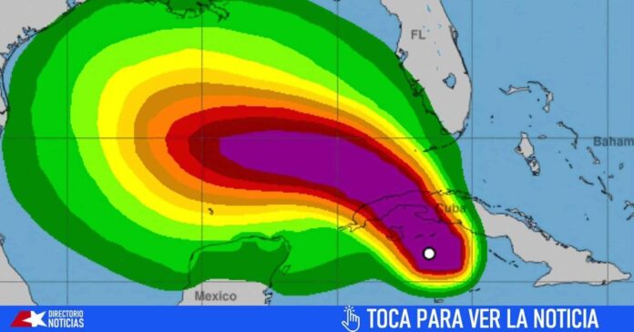 Último parte del NHC: Huracán Rafael entrará a Cuba con gran potencia y quizás categoría 3