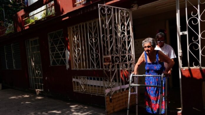 Los ancianos que viven solos no tienen para comer: La dura realidad de los jubilados en Cuba