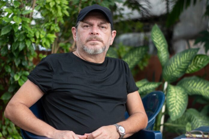 Actor y director Alejandro Palomino: “Algo tiene que cambiar en Cuba”