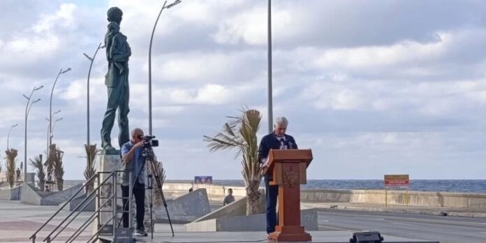 “Rebeldía” e “intransigencia”: La fórmula de Díaz-Canel para seguir resistiendo