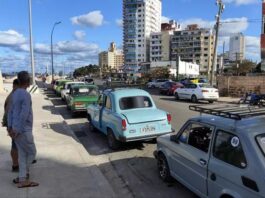 The Despair of a Gas Station Lines Manager in Havana – Havana Times