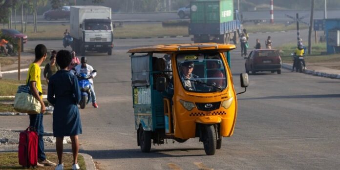 Ministro de Transporte de Cuba: Se incumplen “algunos” de los indicadores este 2024