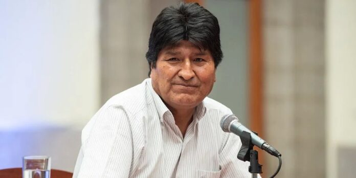 Policía boliviana mantiene activa alerta migratoria contra Evo Morales