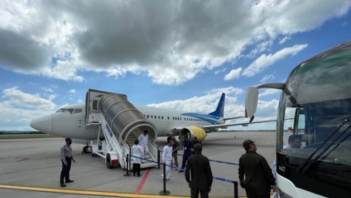 Llega a La Habana el primer vuelo de deportación de cubanos de 2025