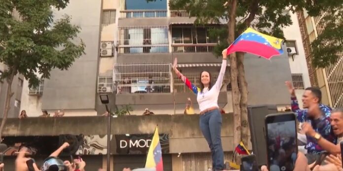 María Corina Machado detenida por fuerzas chavistas tras concentración popular