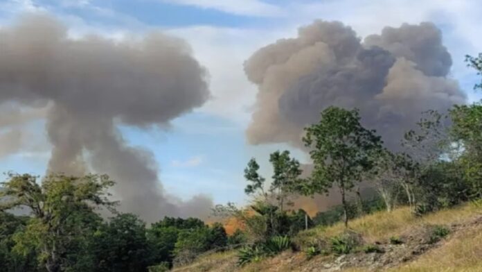 Rescatistas no han podido acceder a lugar de explosión en base militar en Holguín, dicen familiares de desaparecidos