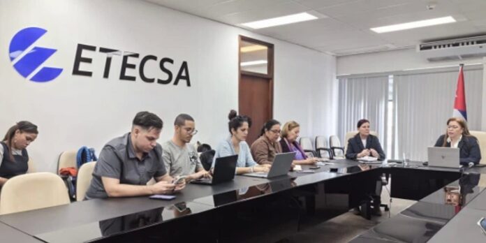 ETECSA confirma que implementará pagos en divisas