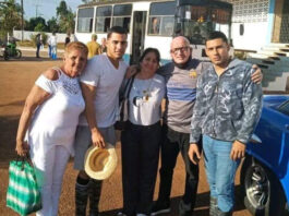 Félix Navarro celebra el “batallar” de tres Damas de Blanco aún presas del régimen cubano