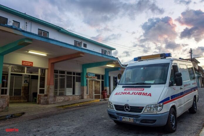 Dan de alta a los estudiantes afectados tras inhalar sustancia desconocida en Matanzas