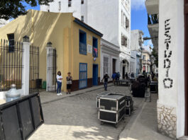 Acto oficial en la casa de Martí y operativo policial en la de Otero Alcántara, en el mismo barrio de La Habana