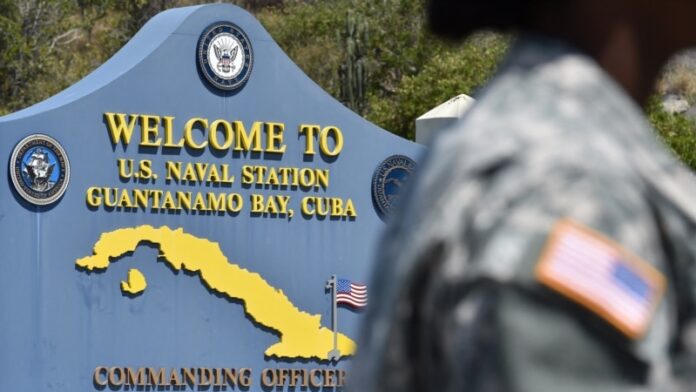 Lo que se sabe sobre la Base Naval de Guantánamo a la que EEUU quiere enviar inmigrantes