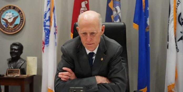 Rick Scott retoma la Ley Democracia y pide “sanciones estrictas contra el régimen”