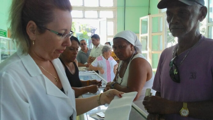 Las farmacias en Cienfuegos, sin medicamentos y sin personal competente