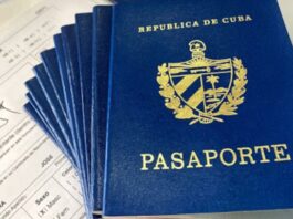 Gobierno de Estados Unidos devuelve sin visar decenas de pasaportes cubanos