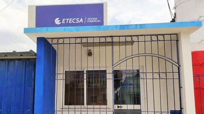 Apertura de nueva oficina comercial de ETECSA: Nauta Hogar, cambio de números, recargas