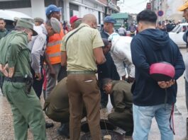 Hallan el cuerpo del niño desaparecido tras caer en un tragante durante inundaciones en La Habana