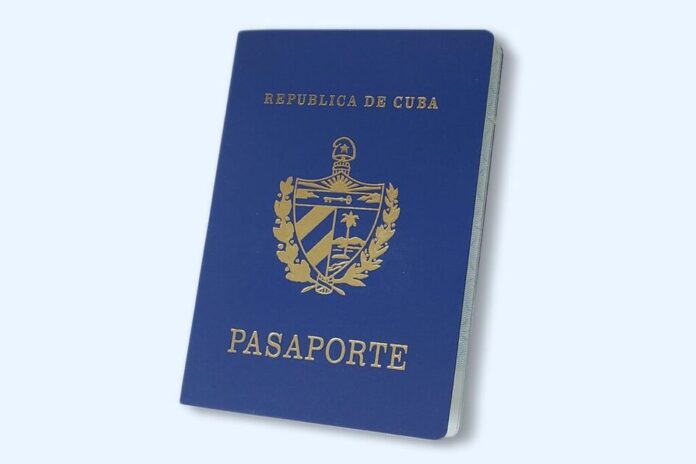 Cubanos en el exterior tienen menos de un mes para renovar su pasaporte y poder entrar a Cuba