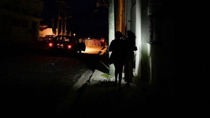 La Habana enfrenta otra semana de apagones: Este es el calendario de cortes eléctricos por bloques